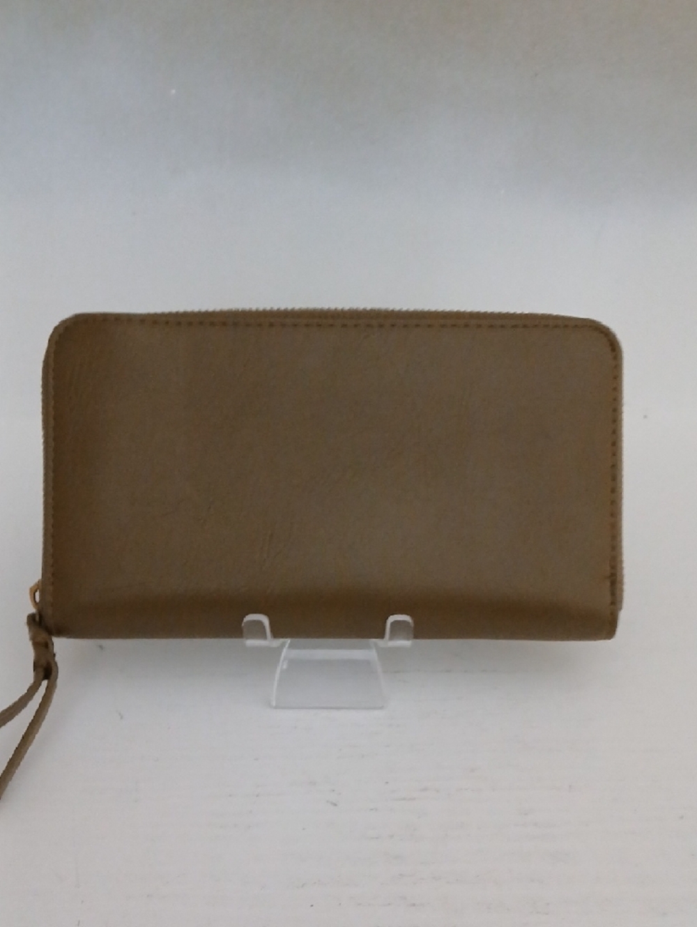 Universal Thread Zip-Around Wristlet Wallet - Picture 2 of 4